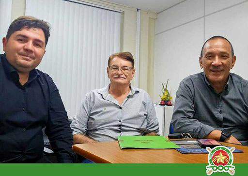 Juiz da Infância e da Juventude recebe diretores do COPM-BM em Campina Grande