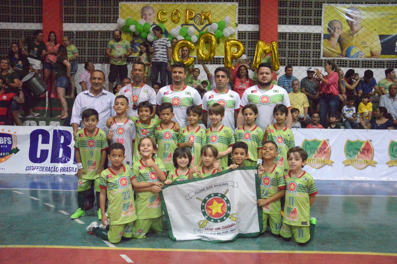 Clube dos Oficiais goleia e embala na Taça Brasil de Futsal