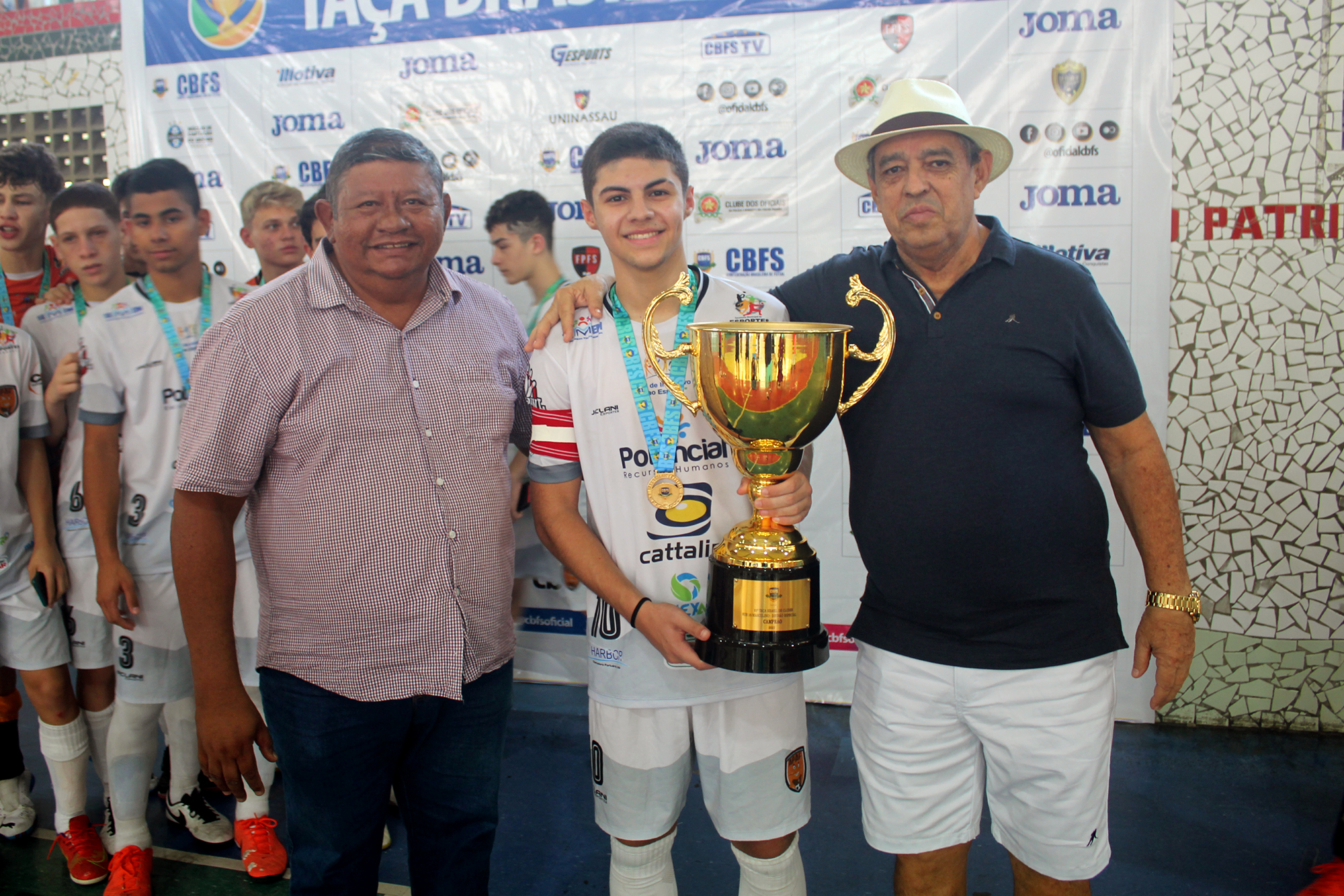 Taça Brasil chega ao final no Clube dos Oficiais e título fica com a APAF-PR
